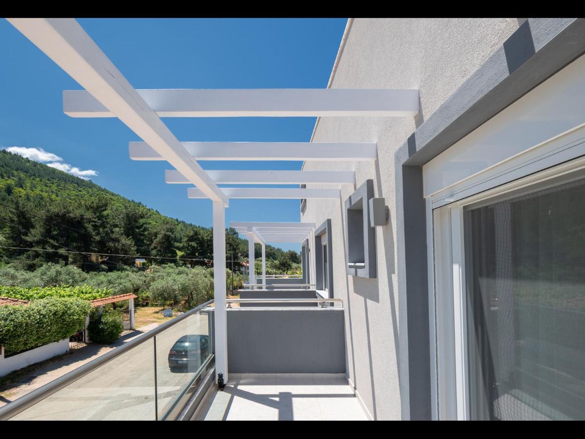 Meliria Apartments Skala Rachoni  Ngoại thất bức ảnh
