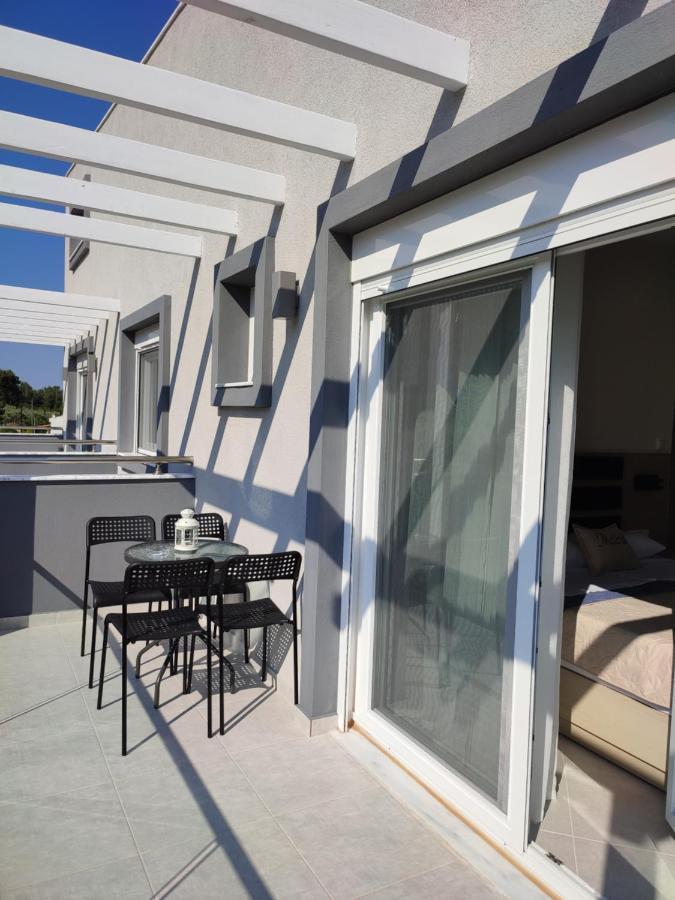 Meliria Apartments Skala Rachoni  Ngoại thất bức ảnh